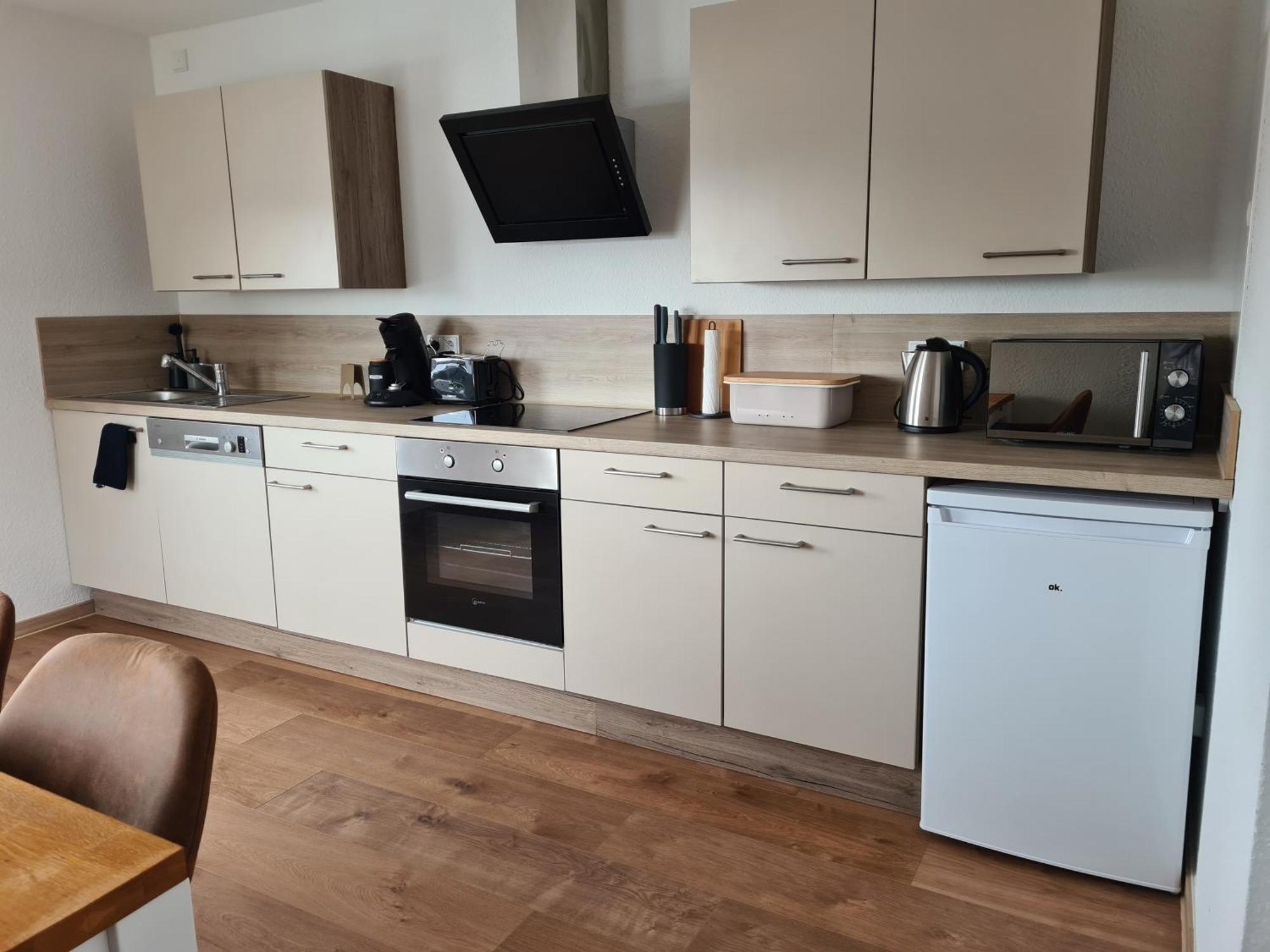 Ferienwohnung In Erftstadt 2 Min Fusslaeufig Zum Bahnhof, Phantasialand, Koeln, Koeln Messe, Eifel Экстерьер фото